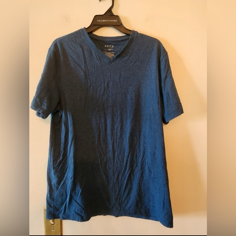 Apt 9 blue v neck t shirt size mens large